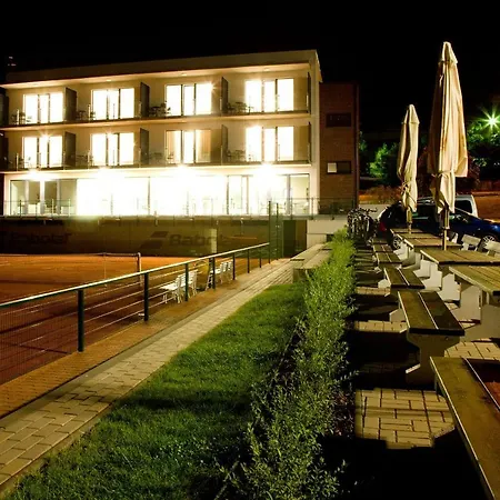 Tenis Htk 4*